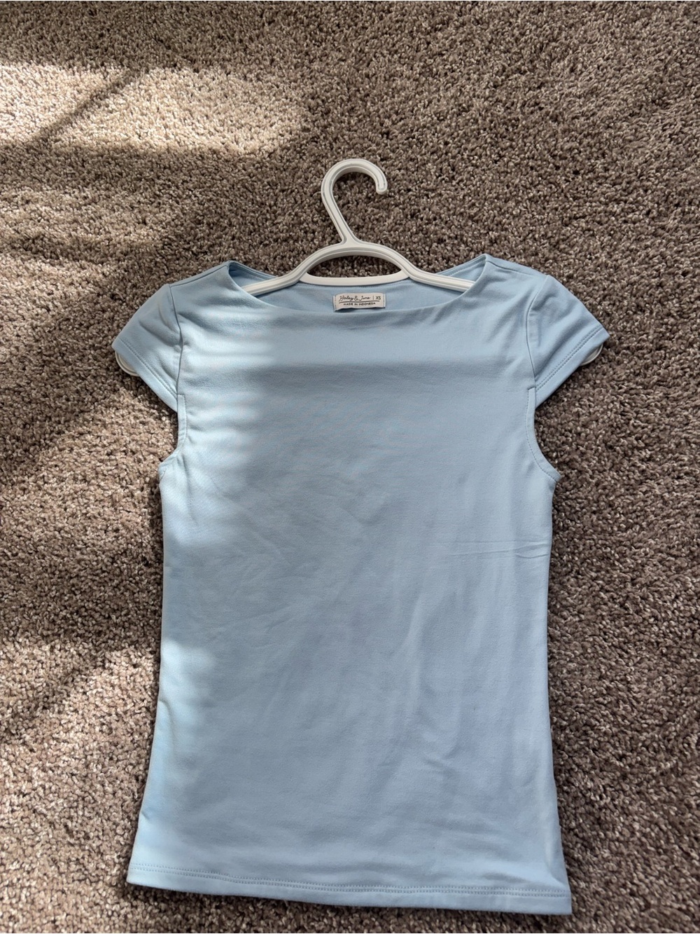 Haley & June Light blue fitted top🩵